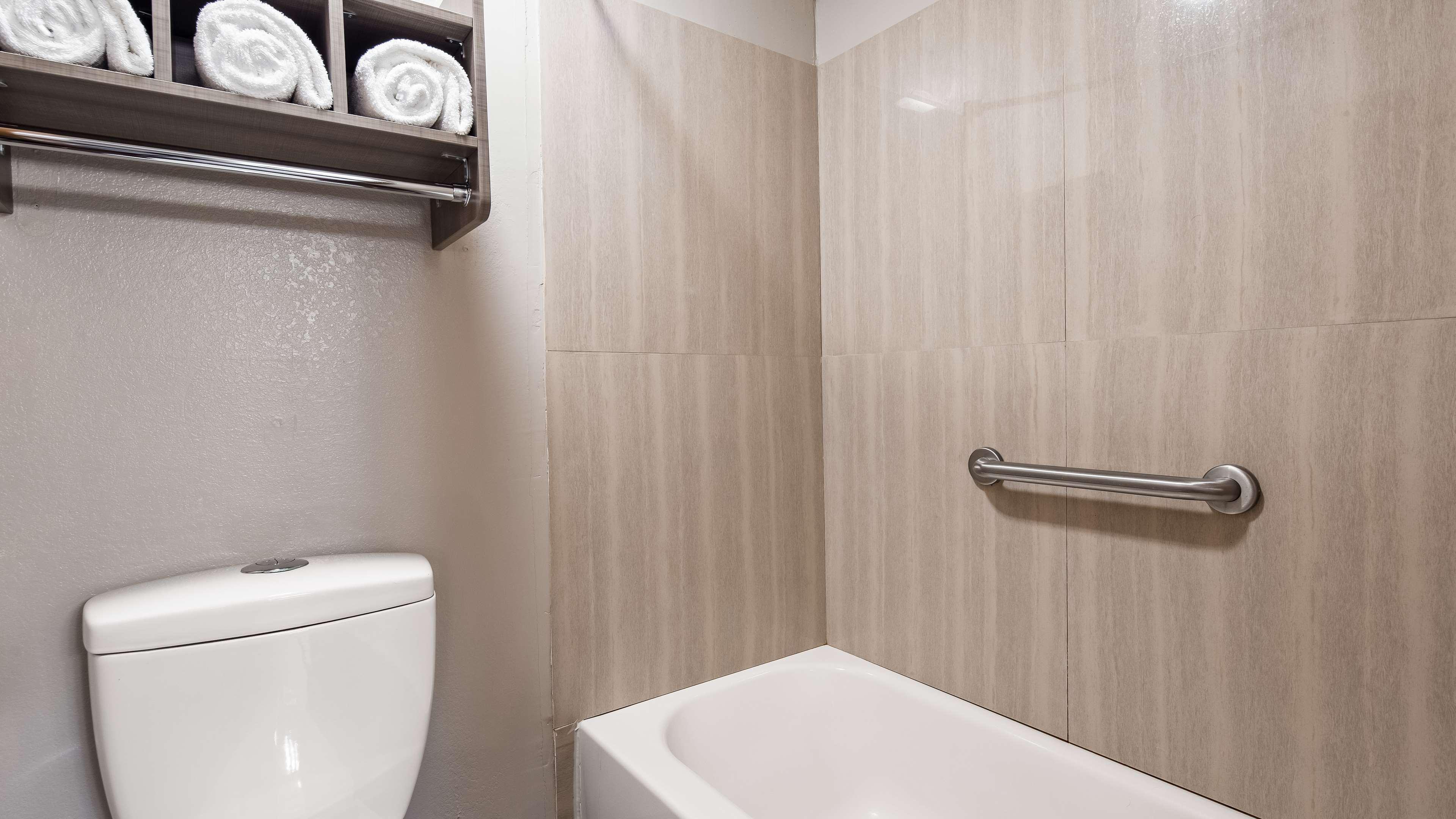 Surestay Plus Hotel By Best Western Kearney Exterior foto