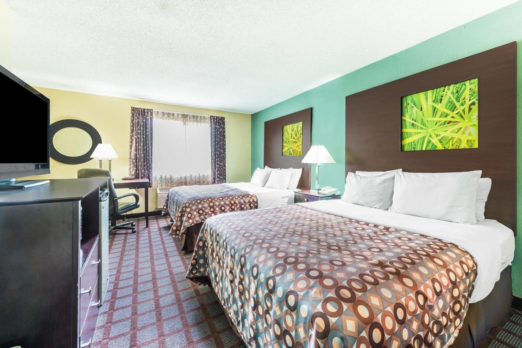 Surestay Plus Hotel By Best Western Kearney Exterior foto